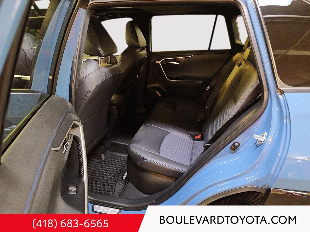 Toyota RAV4 100398A-4 | HYBRIDE, XSE, AWD 2024 Bleu Québec - photo #20