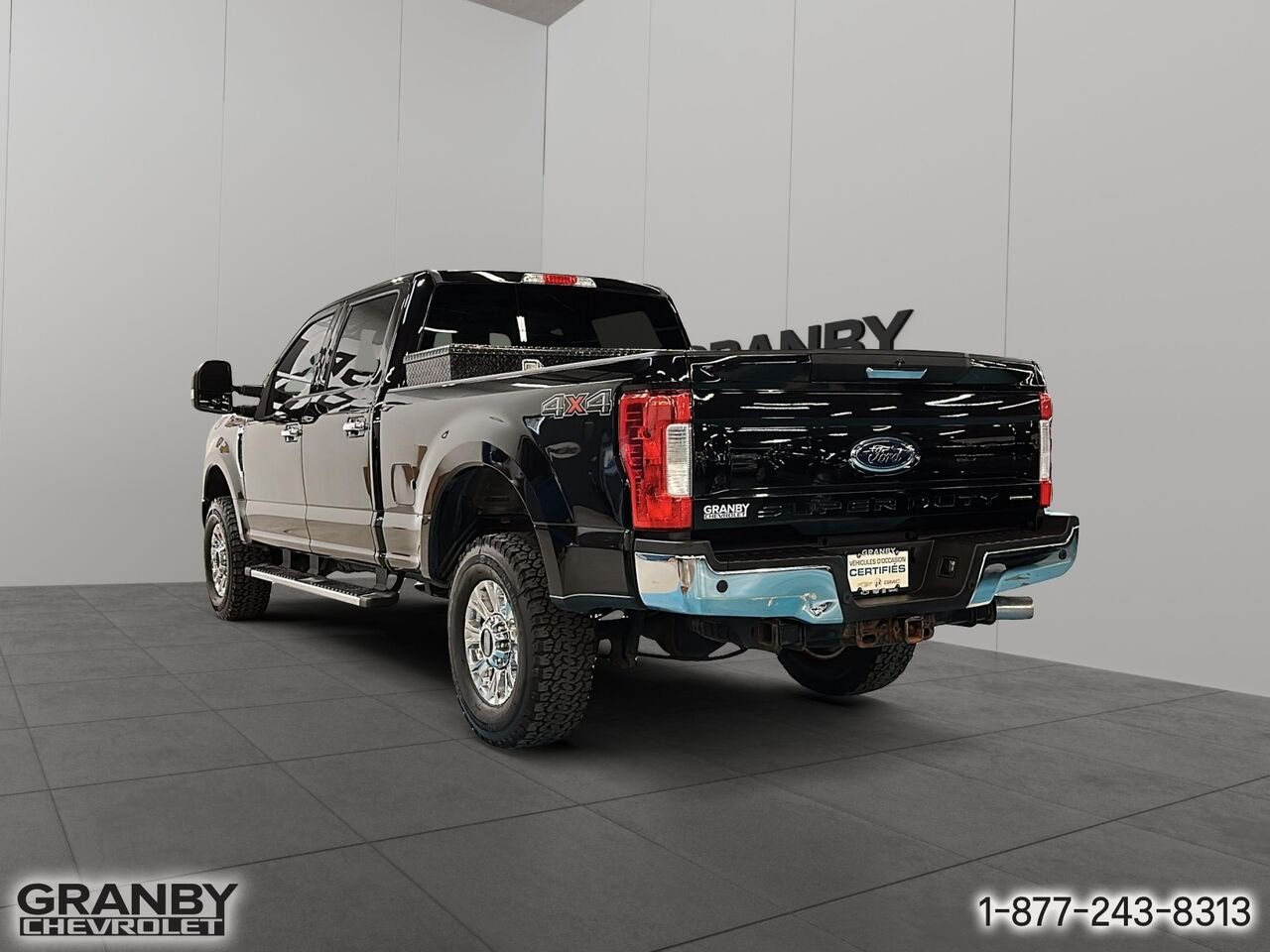 Ford Super Duty F-250 SRW XL cabine 6 places 4RM 160 po | 26-0618B 2017 Noir Granby - photo #6