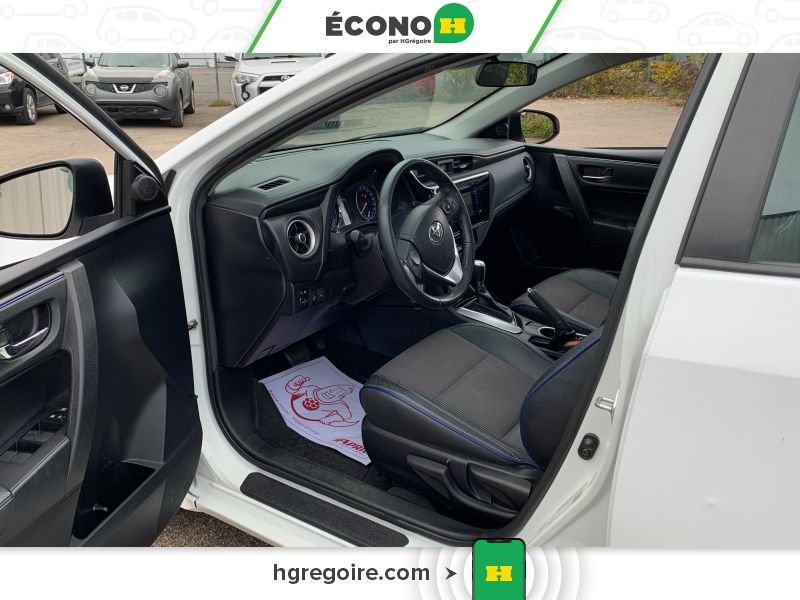 2018 Toyota Corolla White Blainville - photo #9