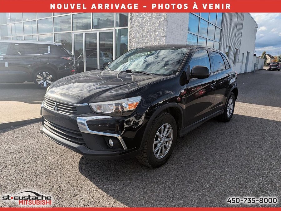 Mitsubishi RVR SE 2.0L 4 portes 2RM CVT-SIÈGES CHAUFFANTS-CAMERA DE RECUL-BLUETOOTH 2017 Noir