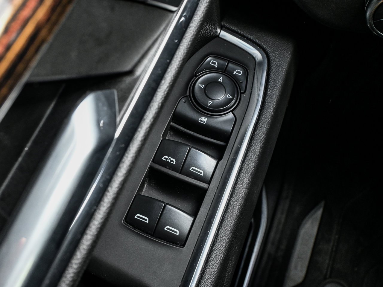 2024 GMC Sierra 1500 4WD Crew Cab 147 Elevation Grey Sherwood Park - photo #16