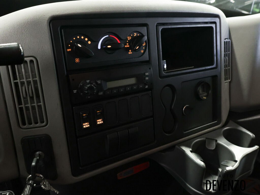International TerraStar RV Hauler 6.4L Diesel MAXXFORCE 2014 Noir Saint-Eustache - photo #22