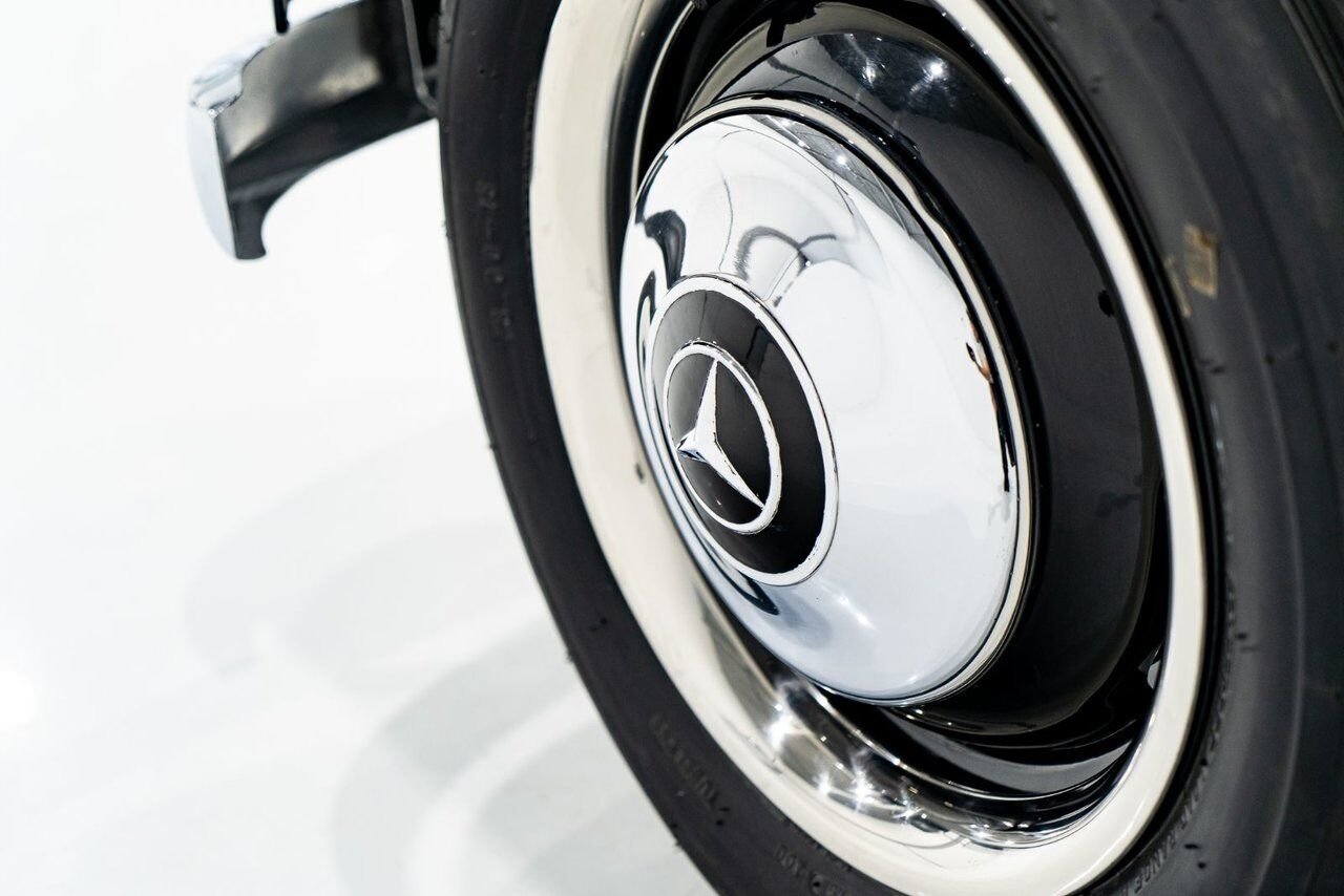 Mercedes-Benz 170S Cabriolet B Wonderfully Presented Old Restoration 1950 Gris Montréal - photo #73
