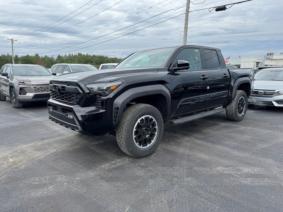 Toyota Tacoma Double Cab 4x4 BA emp. court 2026 2026 Noir