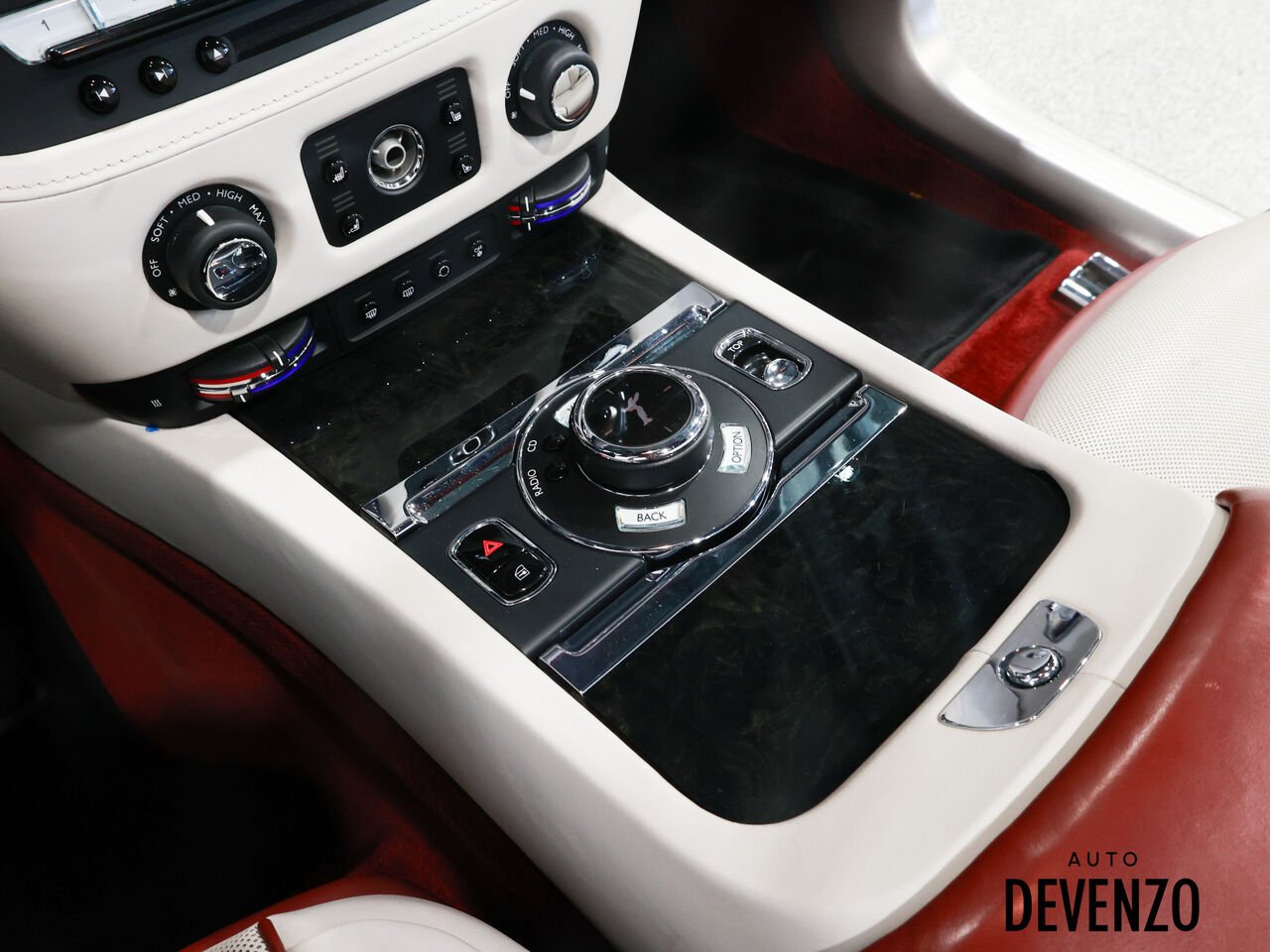 2016 Rolls-Royce Dawn White Saint-Eustache - photo #16
