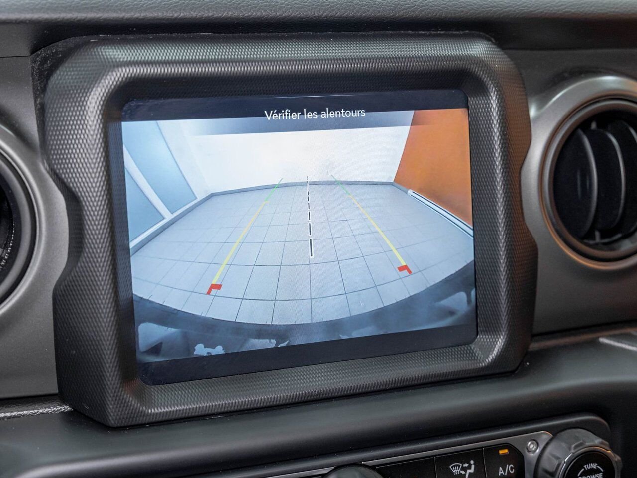 2021 Jeep Wrangler SPORT S 4X4 V6 *NAV* SIÈGES CHAUFF CARPLAY ALPINE Black Saint-Jérôme - photo #16