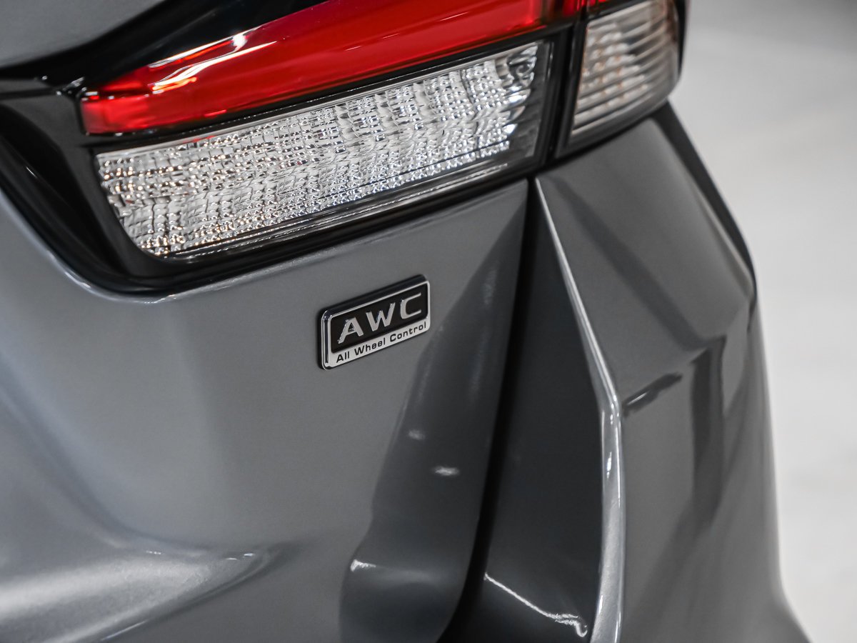 2027 Mitsubishi RVR SE Titanium Grey Montreal - photo #14