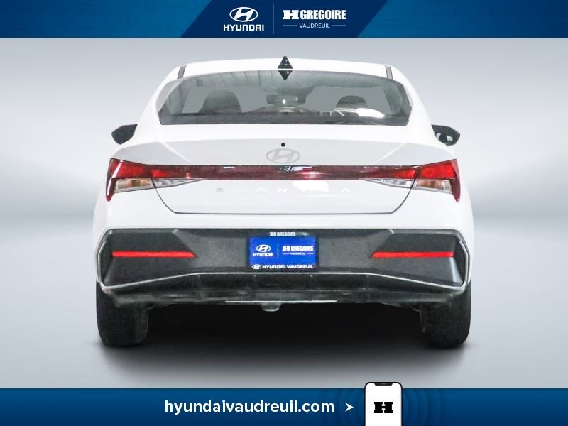 Hyundai Elantra YR830 | Preferred IVT 2025 Blanc Laval - photo #8