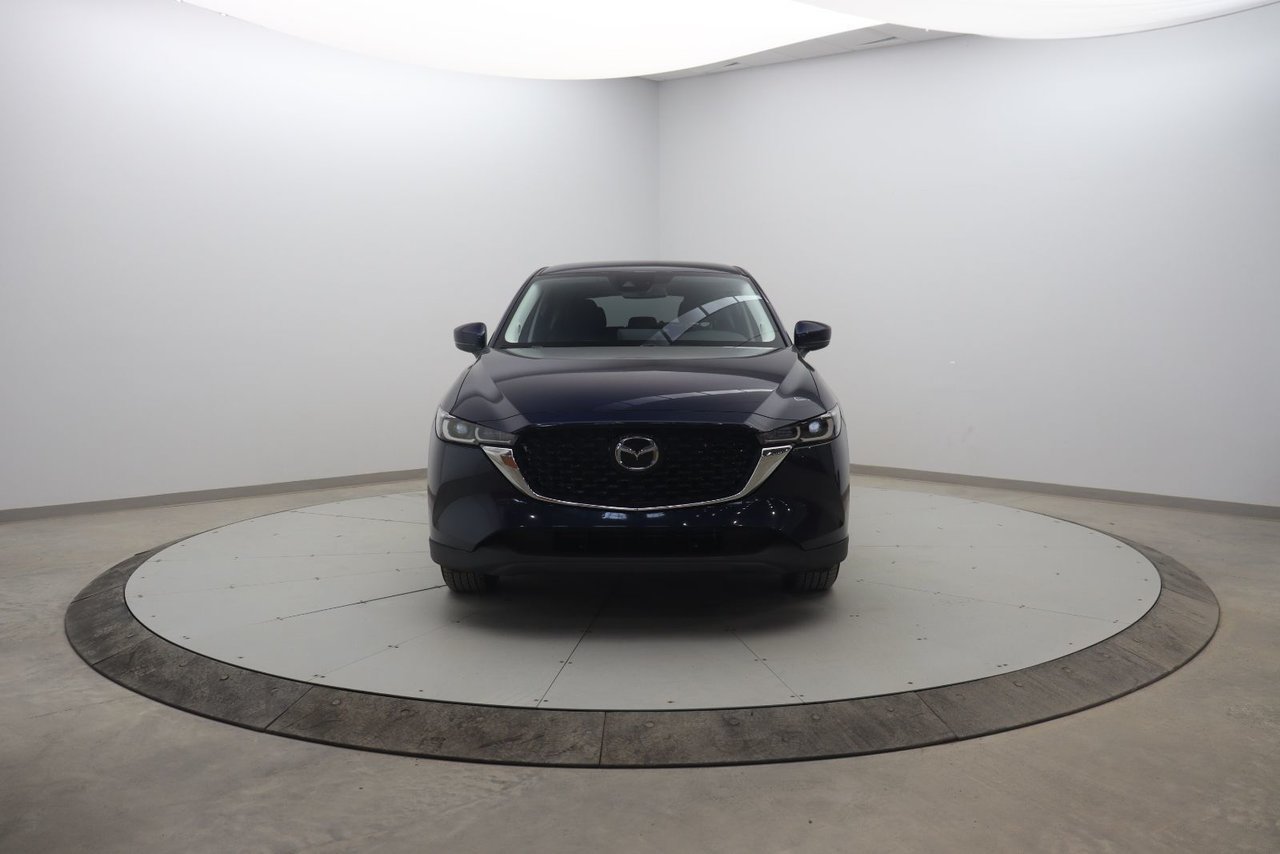 2023 Mazda CX-5 Blue Baie-Comeau - photo #1