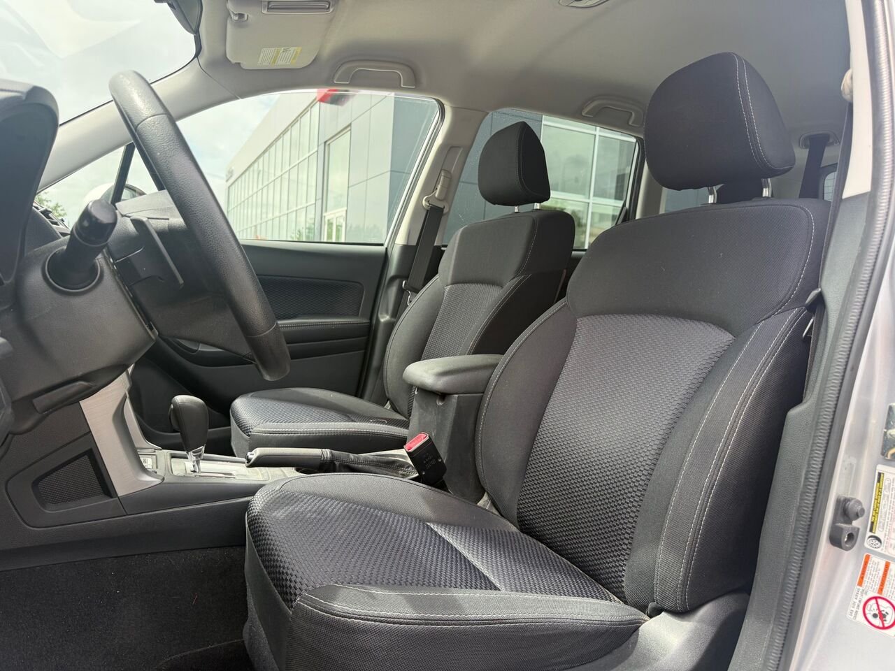 Subaru Forester 2.5i Commodité CVT 2018 Argent Châteauguay - photo #2