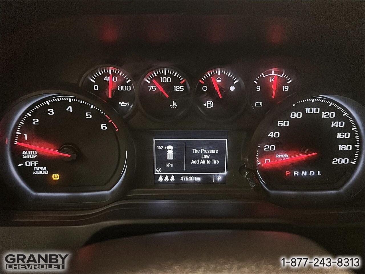 Chevrolet Silverado 1500 Custom Trail Boss Boite 6,6 V8 | G3711 2024 Blanc Granby - photo #16