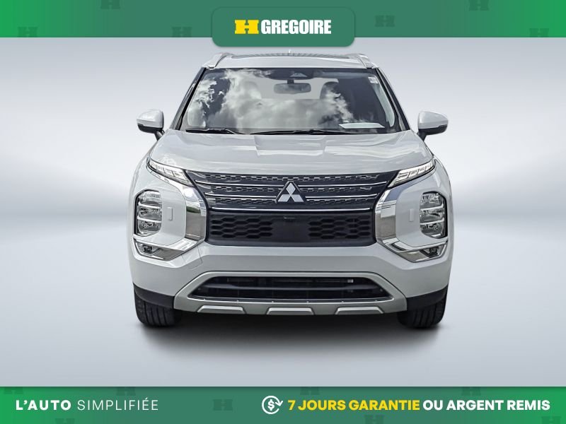 2024 Mitsubishi Outlander 2024 White