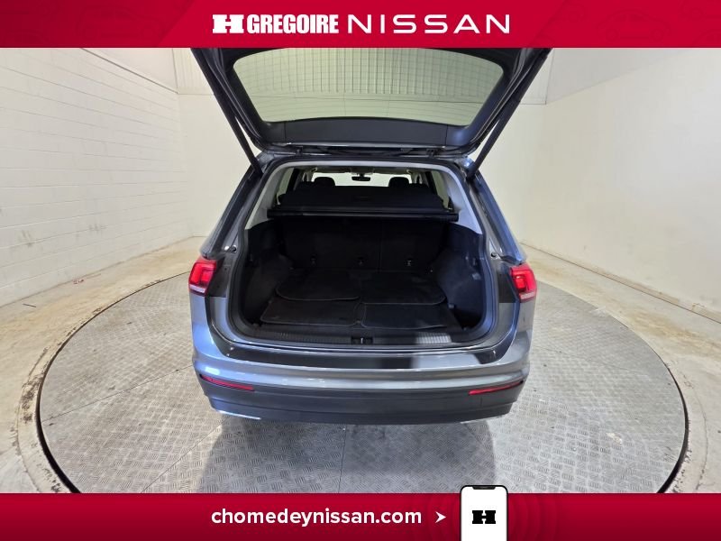 2020 Volkswagen Tiguan Grey Laval - photo #29