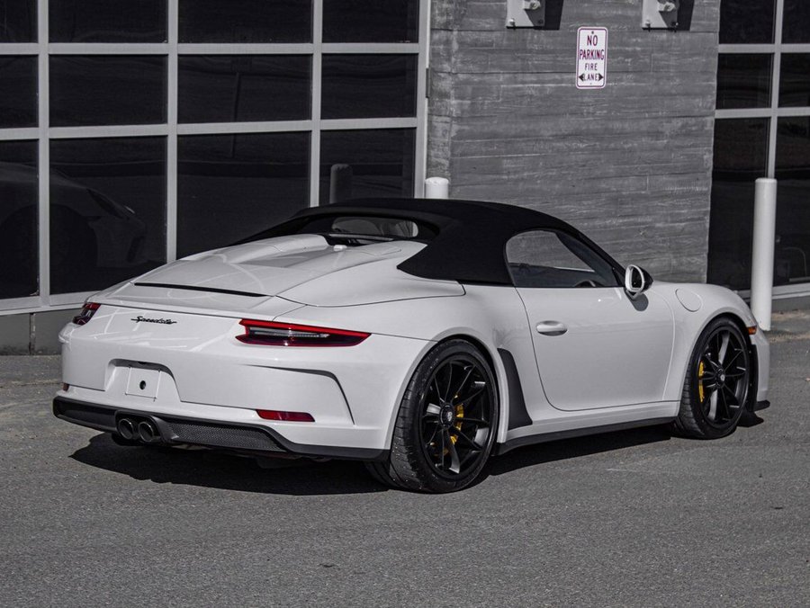 2019 Porsche 911 2019 White