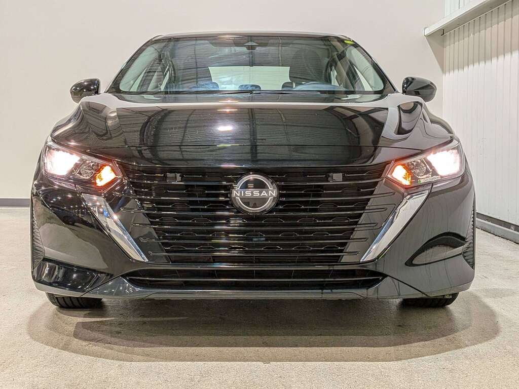 2024 Nissan Sentra S Plus CVT Black Val-David - photo #2