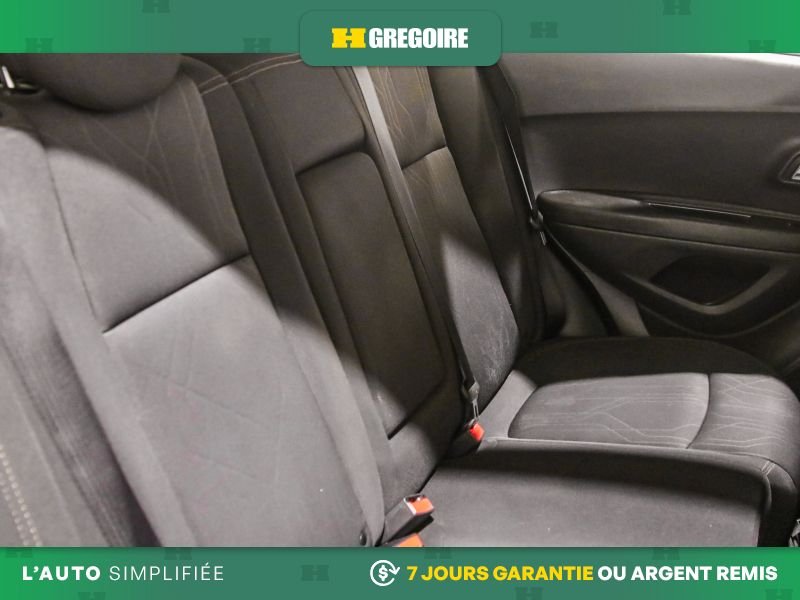 2019 Chevrolet Trax Red Saint-Eustache - photo #25
