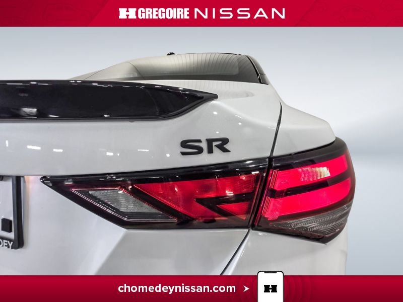 2022 Nissan Sentra White Laval - photo #27