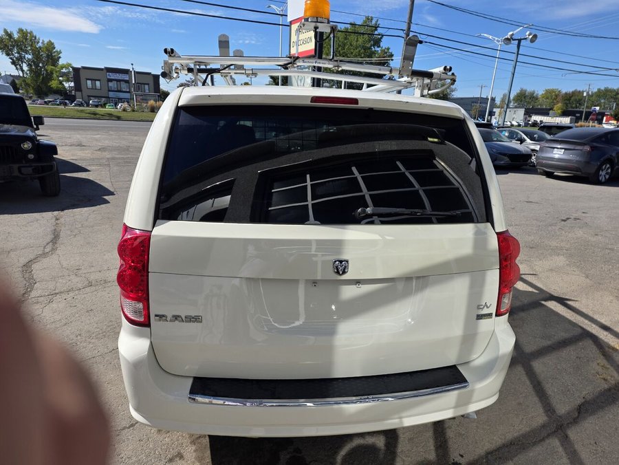 2013 Ram Fourgon cargo 2013 White