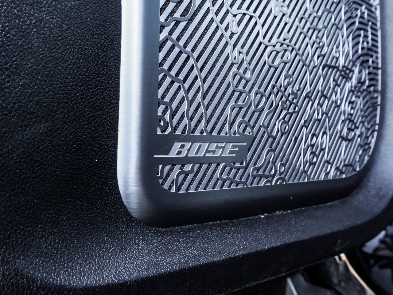 2024 GMC HUMMER EV SUV e4WD 4dr 2X Black Sherwood Park - photo #18