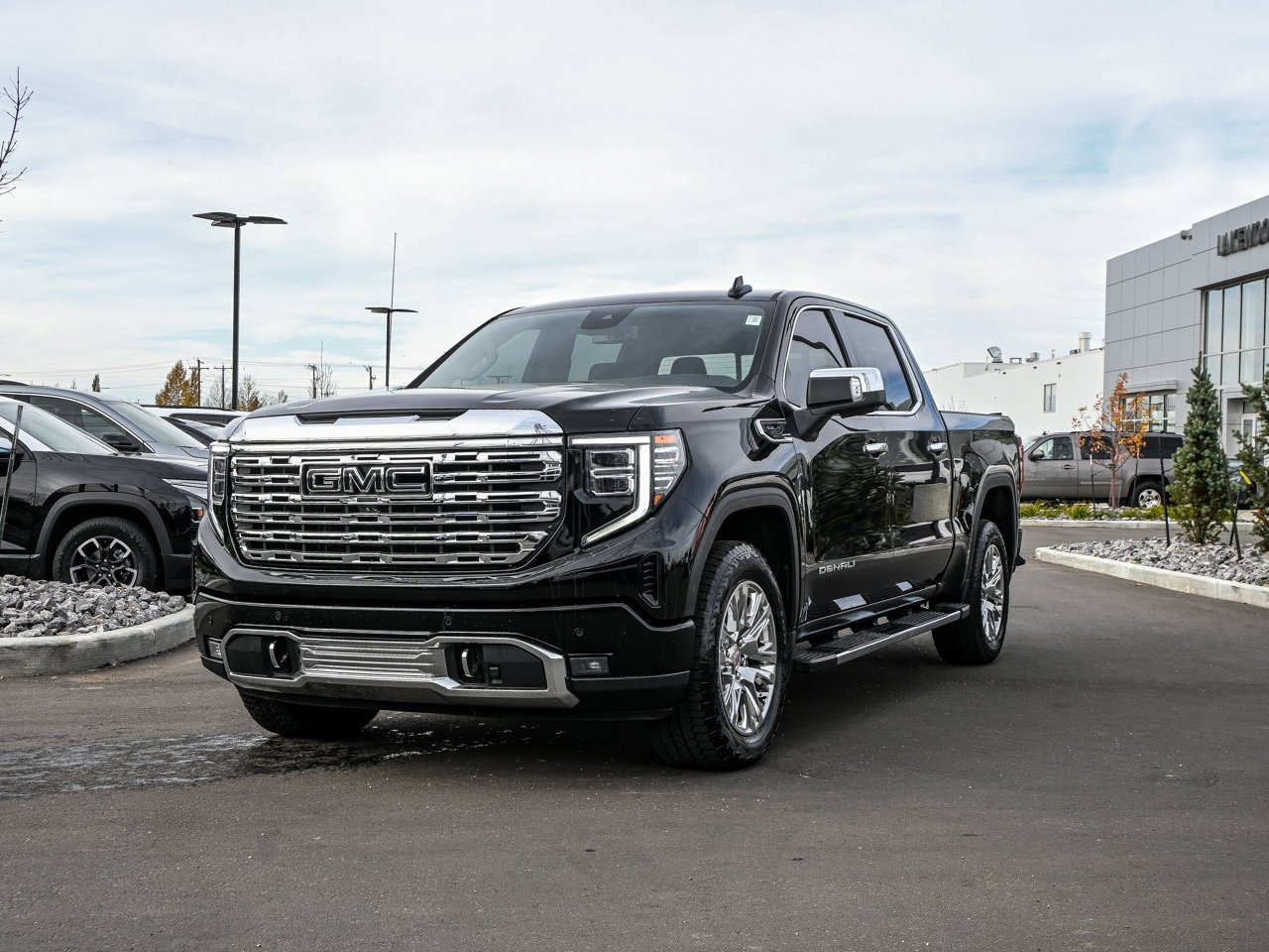 2023 GMC Sierra 1500 4WD Crew Cab 147 Denali Black Sherwood Park - photo #3