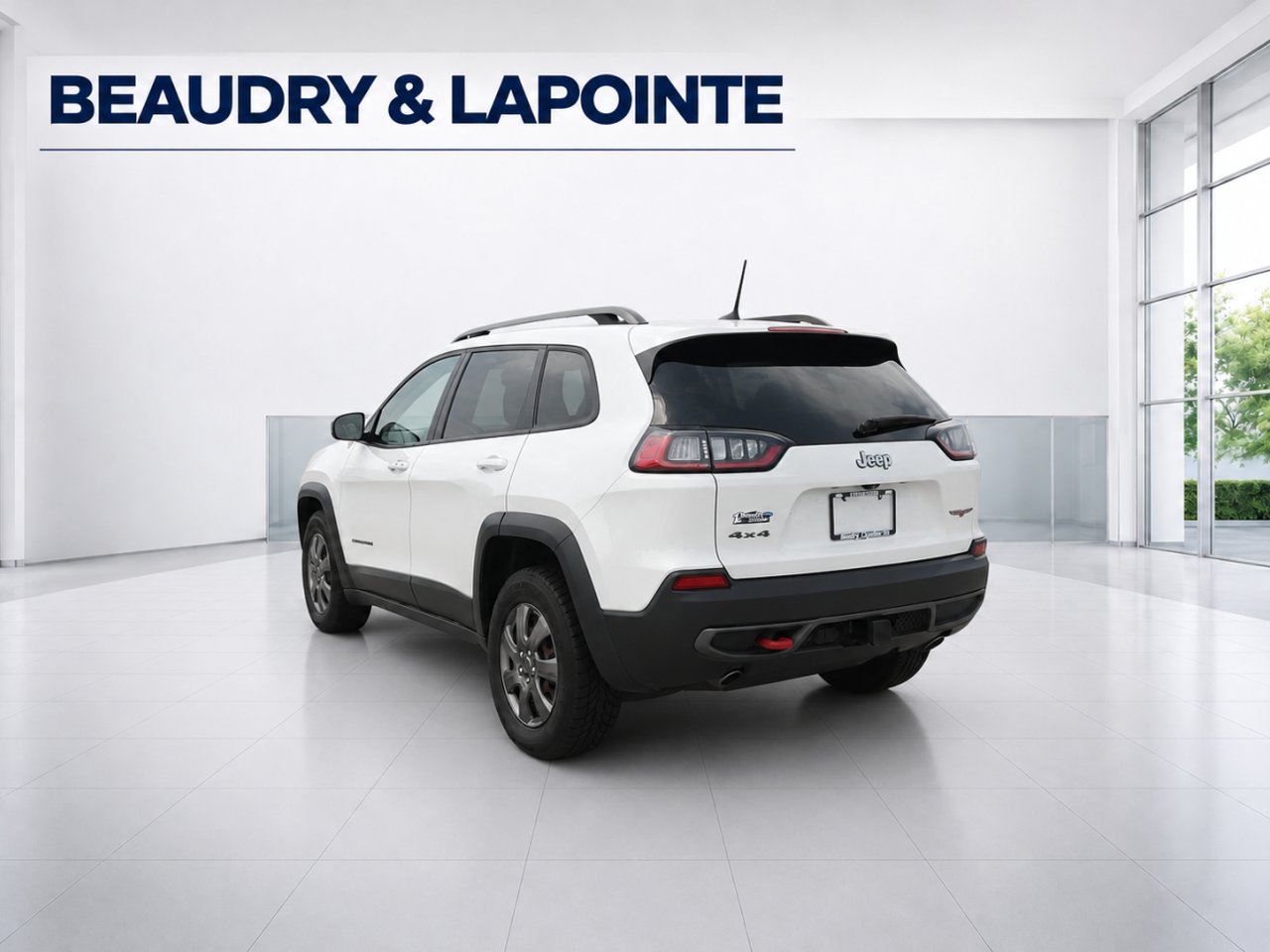 2019 Jeep Cherokee White La Sarre - photo #3