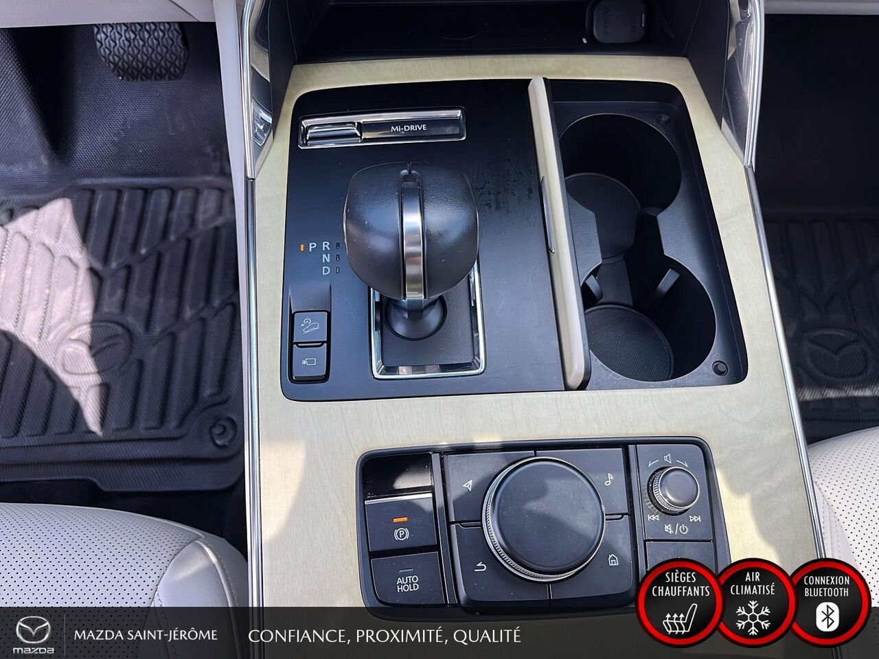 Mazda CX-90 hybride léger Signature | TOIT OUVRANT | CAMÉRA 360 | 2025 Rouge Saint-Jérôme - photo #19