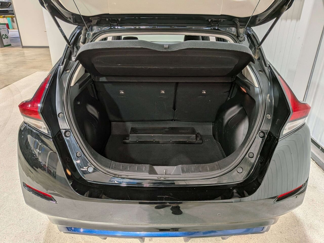 2020 Nissan LEAF SL PLUS Hatchback Black Val-David - photo #8