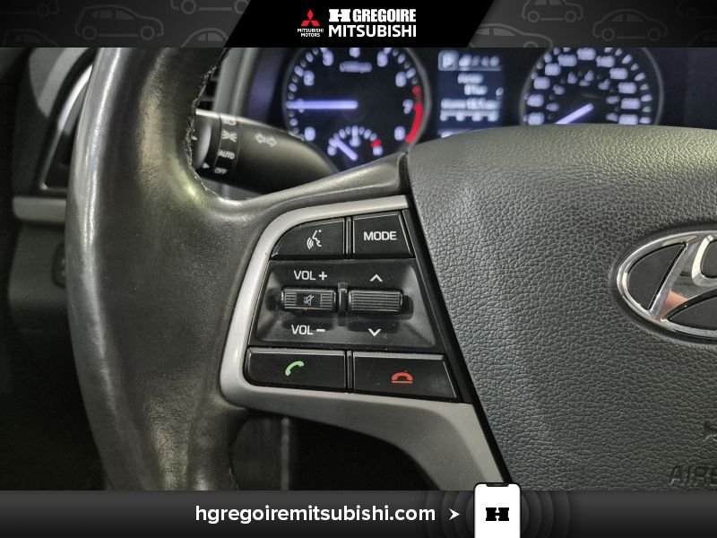 2018 Hyundai Elantra Black Blainville - photo #20