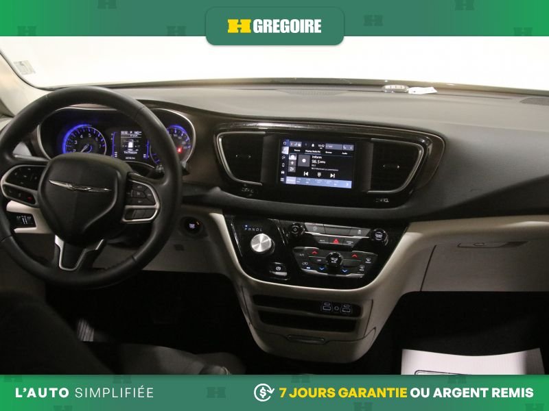 2023 Chrysler Grand Caravan White Blainville - photo #18