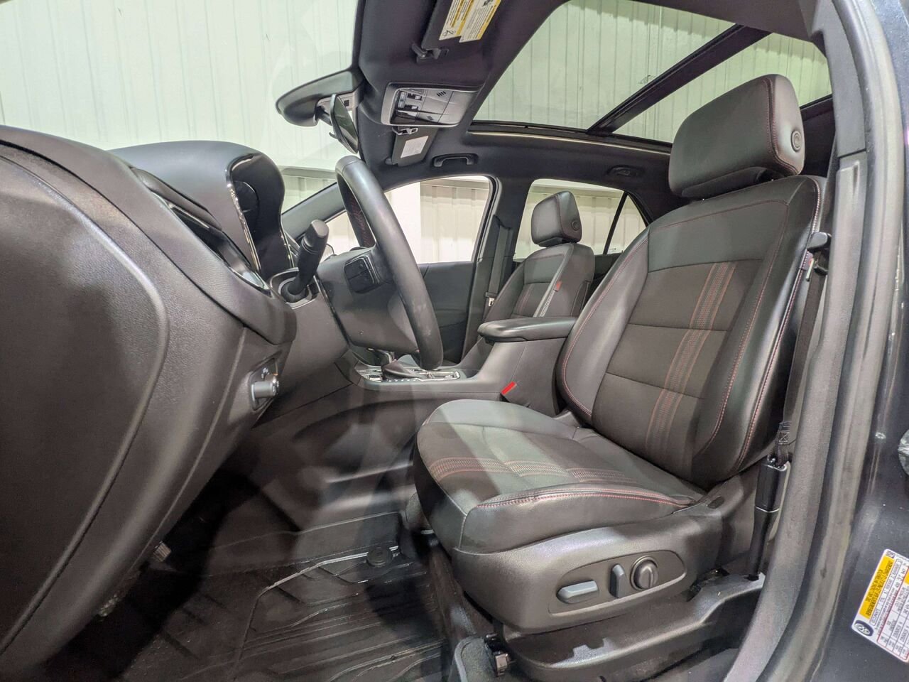 2023 Chevrolet Equinox AWD 4dr RS Grey Val-David - photo #1