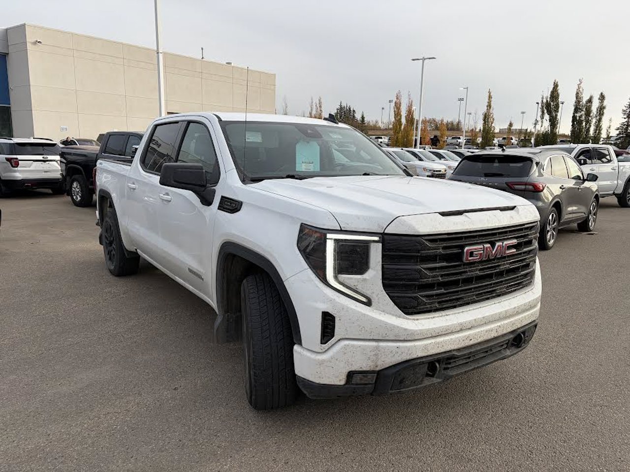 2023 GMC Sierra 1500 4WD Crew Cab 147 Elevation White Sherwood Park - photo #1