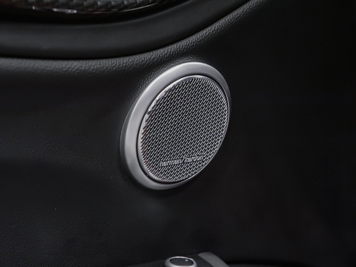Alfa Romeo Giulia QUADRIFOGLIO CARBON TOIT CARBONE ASSIST CONDUITE 2021 Rouge Montréal - photo #24