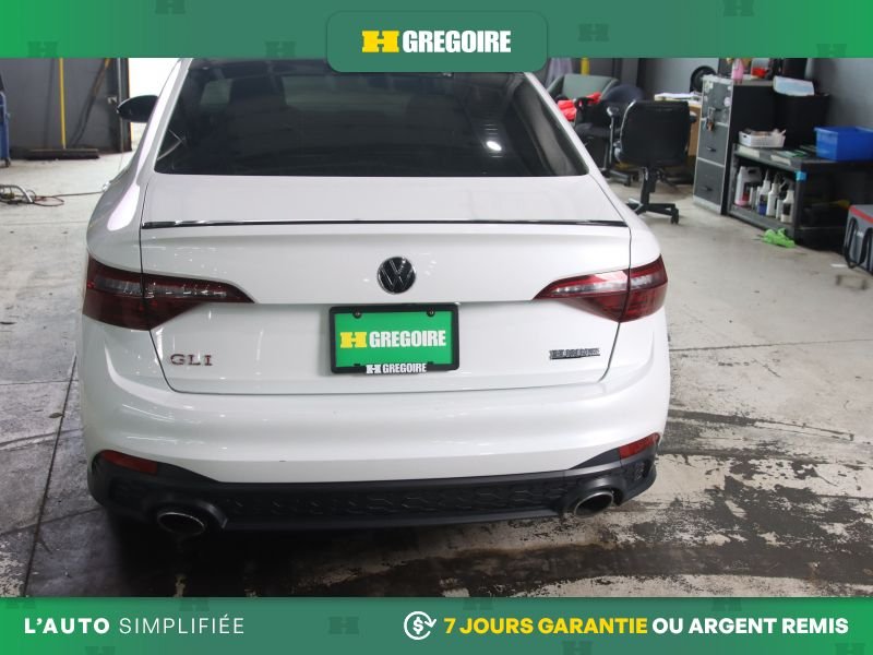 2023 Volkswagen Jetta White Laval - photo #5