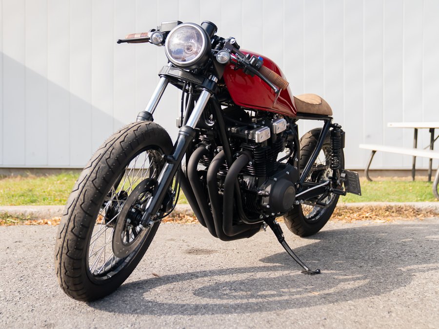1982 Suzuki GS 750 Red