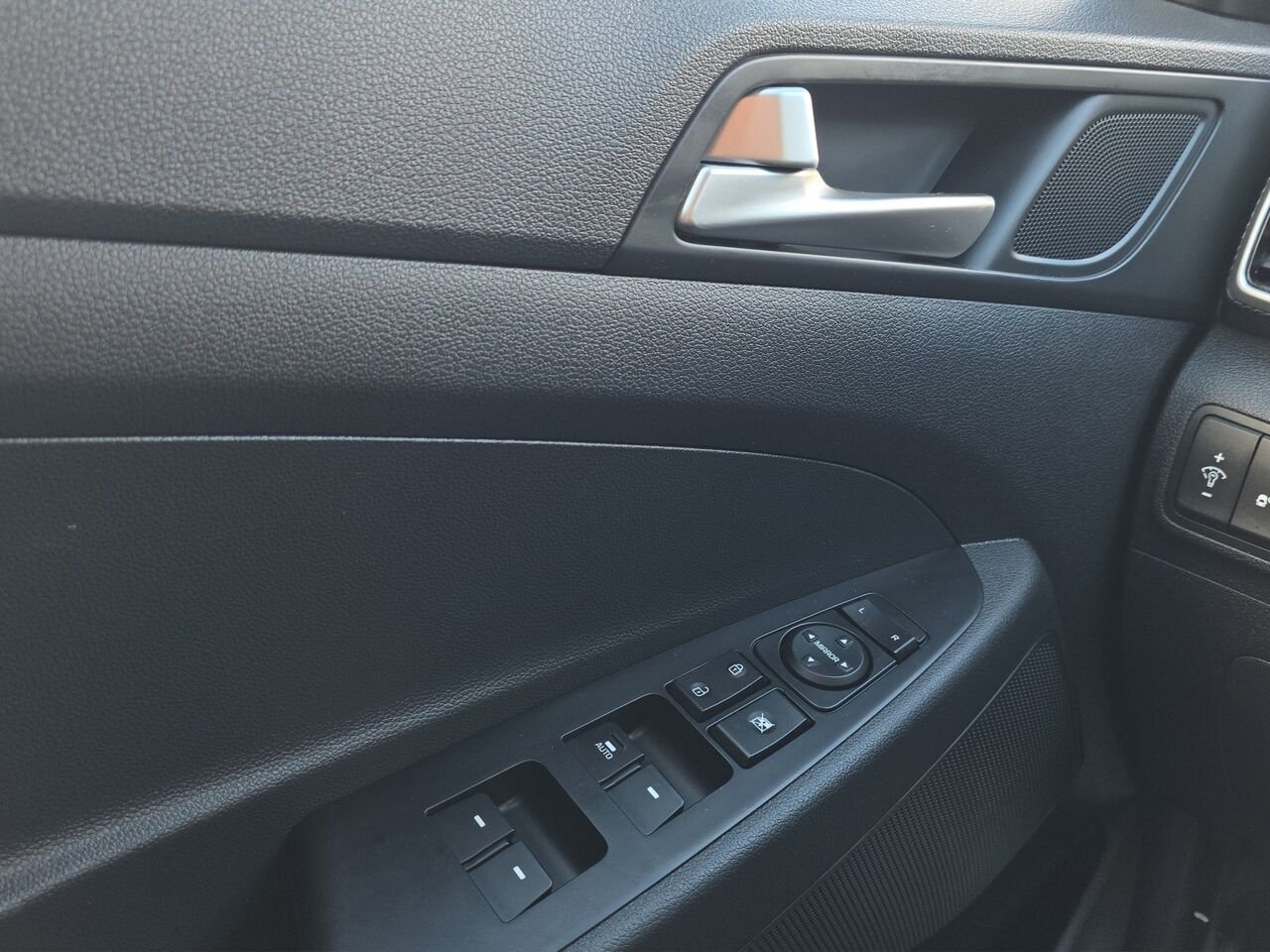 2019 Hyundai Tucson Value AWD, VOLANT CHAUFFANT, BLUETHOOT, SIEGES CHAUFFANTS AVANT Black Val-David - photo #10