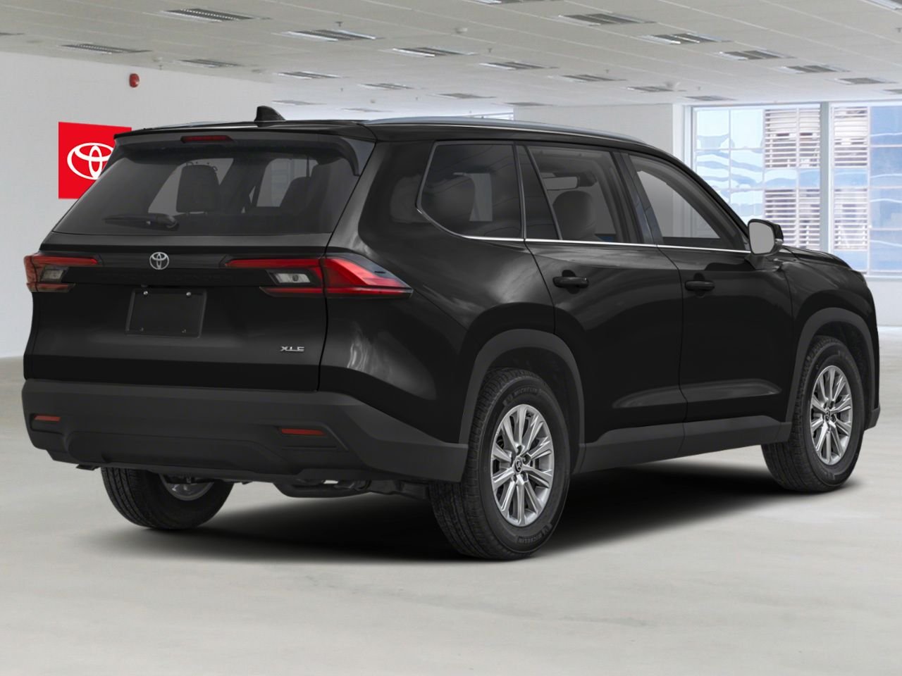 2025 Toyota Grand Highlander XLE AWD / CLEAN CARFAX / HEATED SEATS / MOONROOF / ALLOY WHEELS / CARPLAY AND ANDROID AUTO Black Mississauga - photo #1