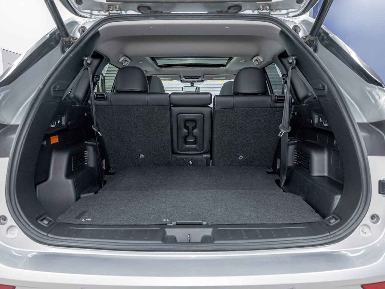 2024 Mitsubishi Outlander Plug-In Hybrid SEL AWD *TOIT* NAV CAM 360 SIÈGES CHAUFF REG ADAPT Silver Saint-Jérôme - photo #28