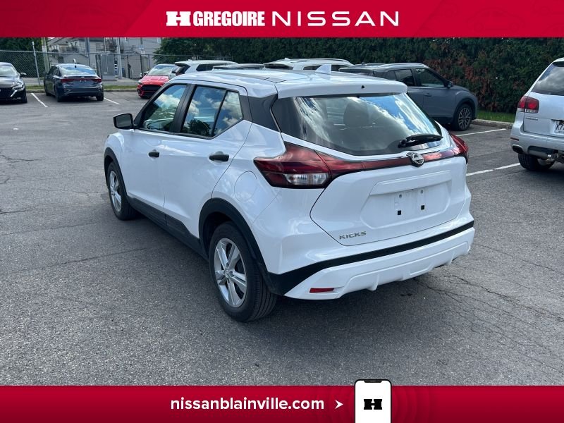 2023 Nissan Kicks White Laval - photo #12