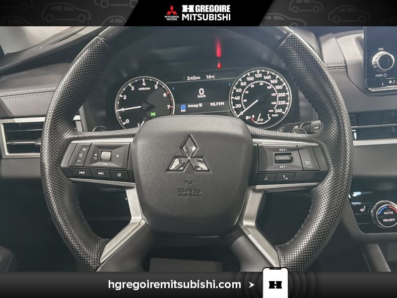 Mitsubishi Outlander 2024 Rouge Saint-Eustache - photo #17