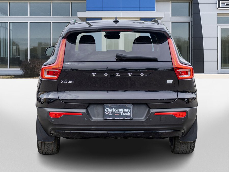 Volvo Recharge XC40 tout électrique XC40 Recharge Plus 2022 Noir