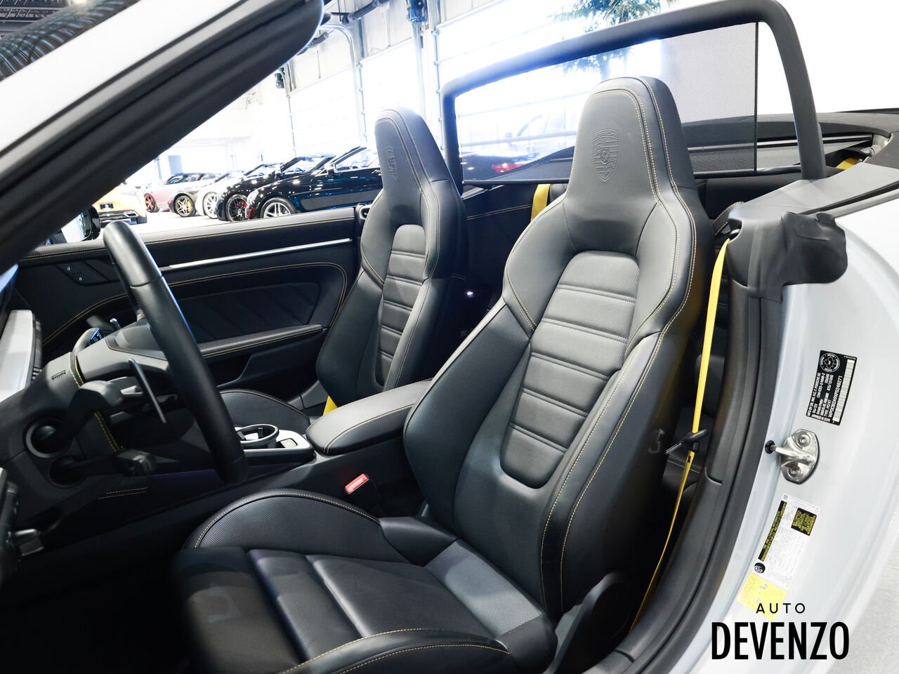 2023 Porsche 911 Grey Saint-Eustache - photo #15