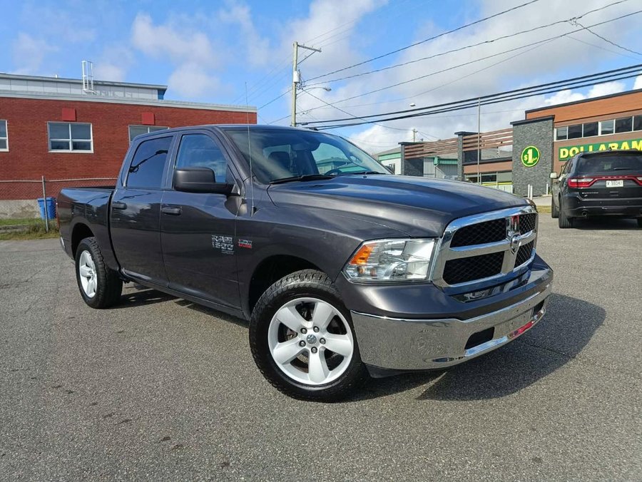 RAM 1500 Classic 2023 2023 Gris