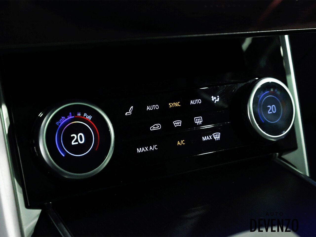 2022 Land Rover Range Rover White Saint-Eustache - photo #21