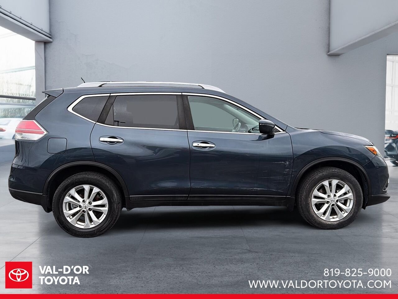 2016 Nissan Rogue Traction intégrale 4 portes SV Grey Val-d'Or - photo #4
