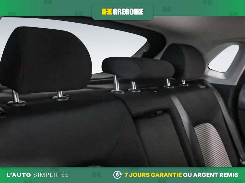 2019 Hyundai Kona White Blainville - photo #29