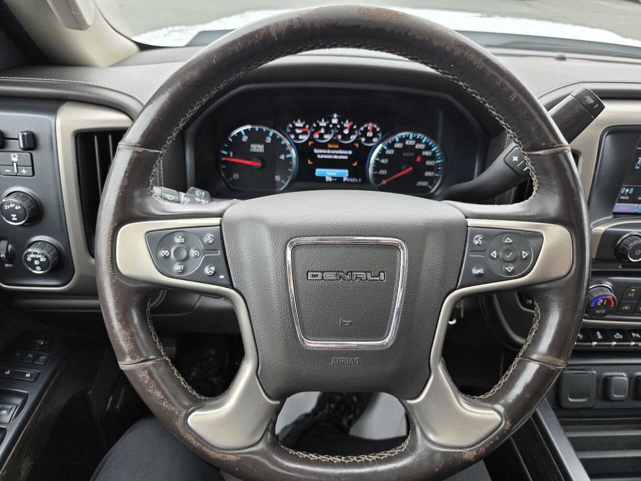 GMC Sierra 2500HD Denali 2017 Blanc Rouyn-Noranda - photo #32