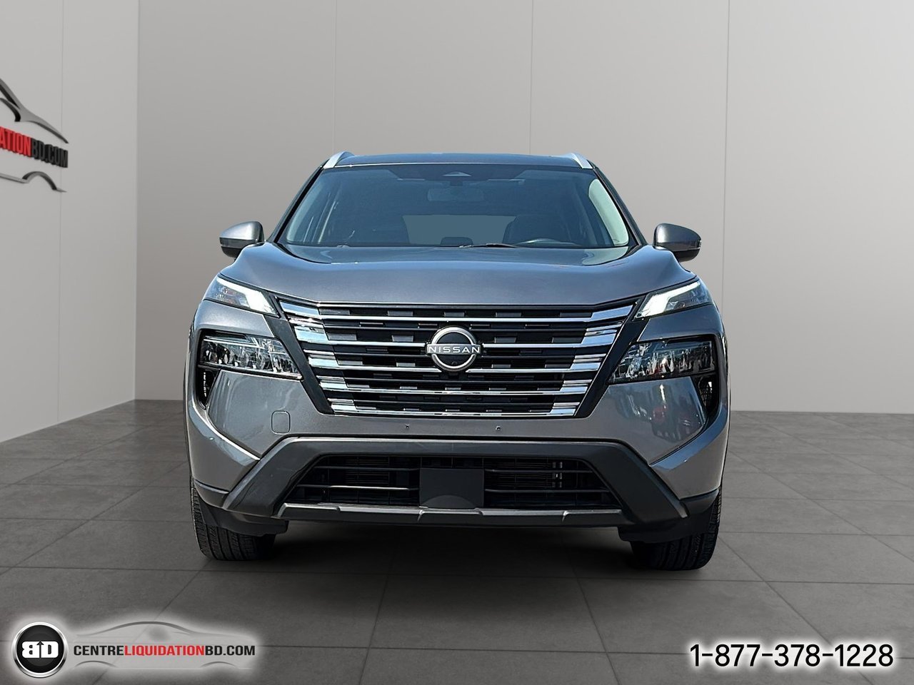 Nissan Rogue SV TI avec ensemble toit ouvrant | A8714 2024 Argent Granby - photo #1