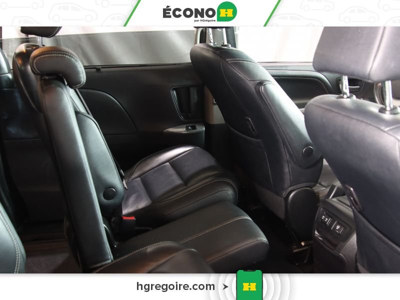 Toyota Sienna 2018 Gris Blainville - photo #22