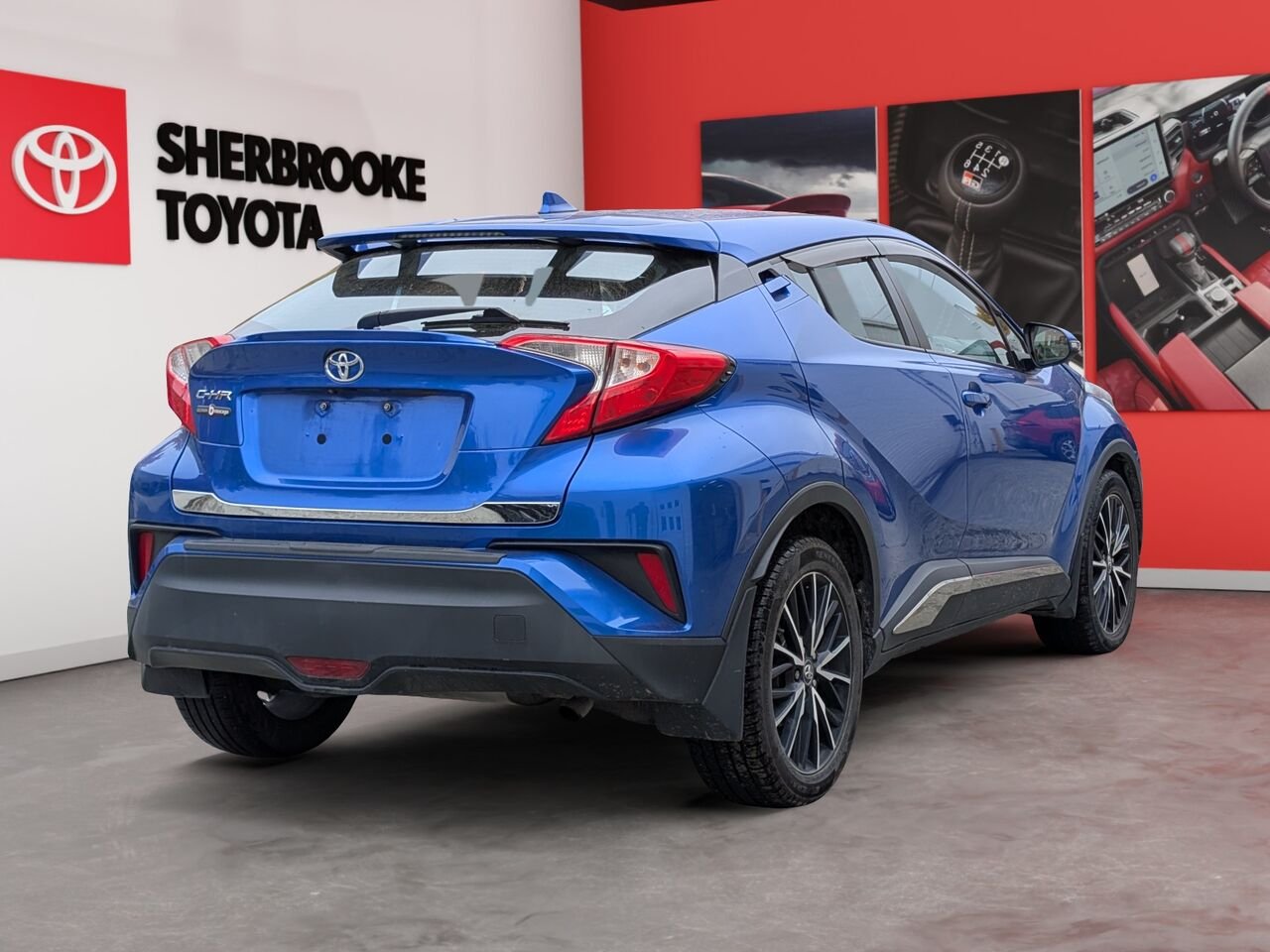 2018 Toyota C-HR NMTKHMBXXJR038335 Blue Sherbrooke - photo #3