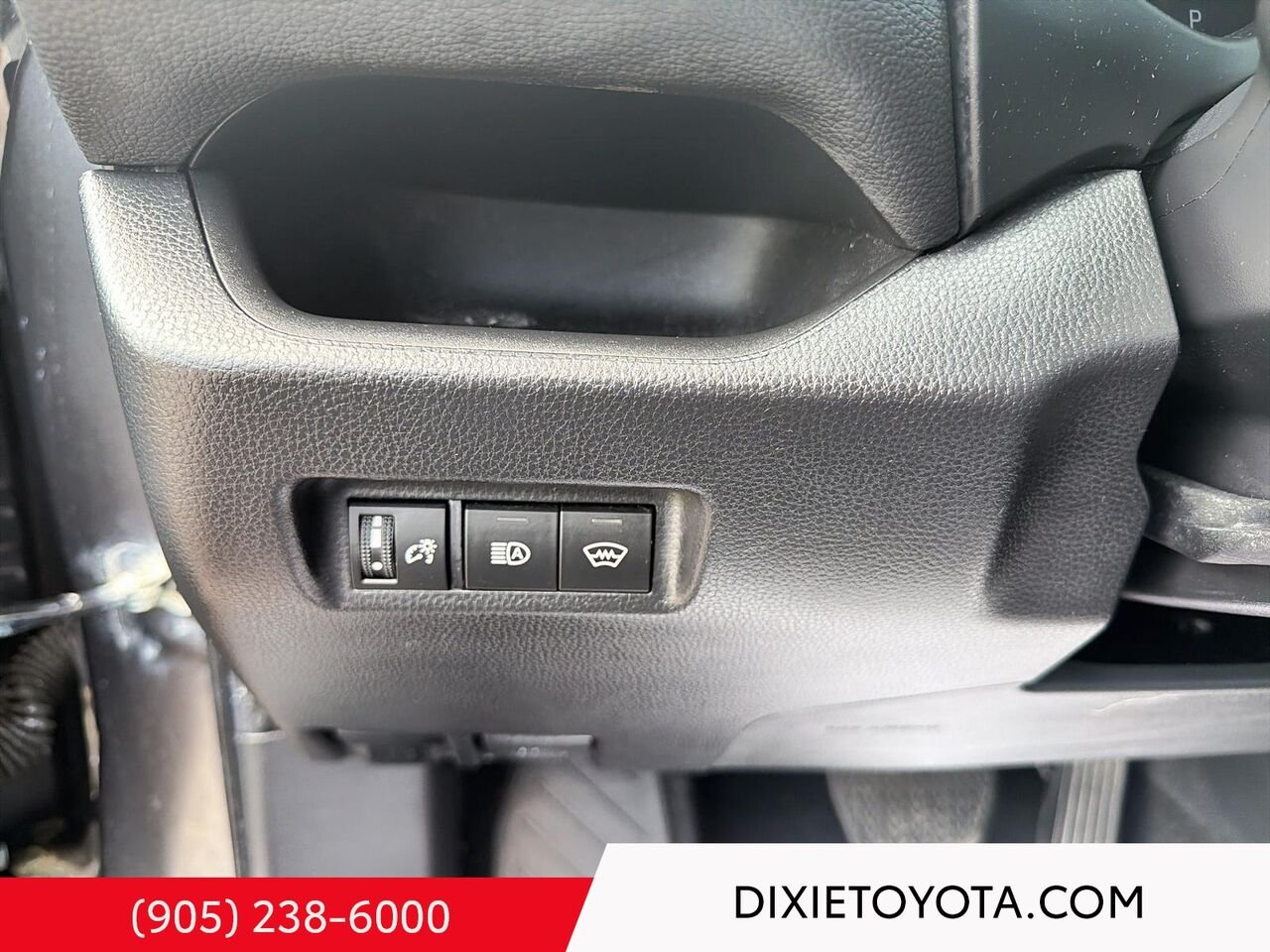 2023 Toyota RAV4 LE AWD / CLEAN CARFAX / HEATED SEATS / TOYOTA SAFETY SENSE / CARPLAY AND ANDROID AUTO Magnetic Grey Metallic Mississauga - photo #10